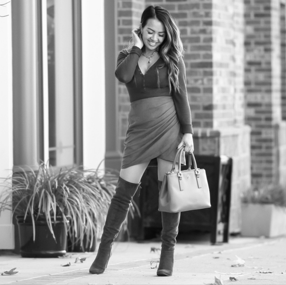 Sexy Vince Camuto Fitted Microsuede Dark Gray Over the Knee Boots - Picture 10 of 10
